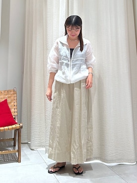 「BABYLONE（バビロン）のチュールリブタンクトップ（タンクトップ、グレー系）」を使った、あおのさん（レディース・164cm）の春コーディネート