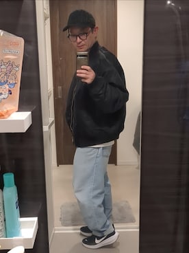 「H&M（エイチ・アンド・エム）のアイテム（ジャケット/アウター）」を使った、金欠おじさんさん（メンズ・165cm）の冬コーディネート