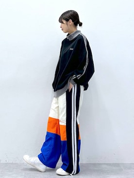 「RAGEBLUE（レイジブルー）のアイテム（スウェットパンツ）」を使った、やながわこころさん（レディース・167cm）の冬コーディネート