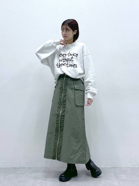 「RAGEBLUE（レイジブルー）のアイテム（スウェット）」を使った、やながわこころさん（レディース・167cm）の冬コーディネート