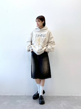 「RAGEBLUE（レイジブルー）のアイテム（シューズ）」を使った、やながわこころさん（レディース・167cm）の冬コーディネート