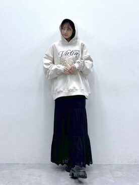 「RAGEBLUE（レイジブルー）のアイテム（シューズ）」を使った、やながわこころさん（レディース・167cm）の冬コーディネート