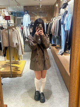 「FREE'S MART（フリーズマート）の【お気に入り7000人突破！】ダブルブレストジャケット（テーラードジャケット、ブラウン系）」を使った、tsubomi0901さん（レディース・144cm）の冬コーディネート