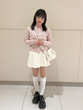 「FREE'S MART（フリーズマート）の◆〈セットアップ対応〉ベルト付きプリーツミニスカート（スカート、ホワイト系）」を使った、tsubomi0901さん（レディース・144cm）の春コーディネート