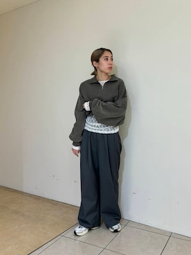 「KBF（ケイビーエフ）のアイテム（スラックス）」を使った、chihiroさん（レディース・158cm）の冬コーディネート