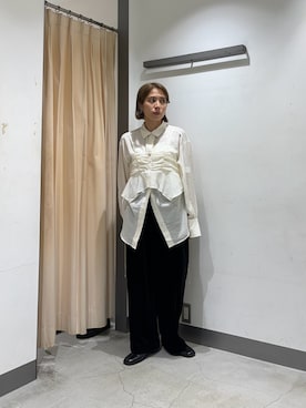 「KBF（ケイビーエフ）のアイテム（シャツ/ブラウス）」を使った、chihiroさん（レディース・158cm）の秋コーディネート