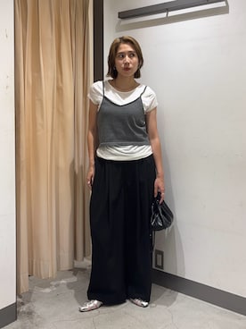「KBF（ケイビーエフ）のタックドレープTEE（Tシャツ/カットソー、ホワイト系）」を使った、chihiroさん（レディース・158cm）の夏コーディネート