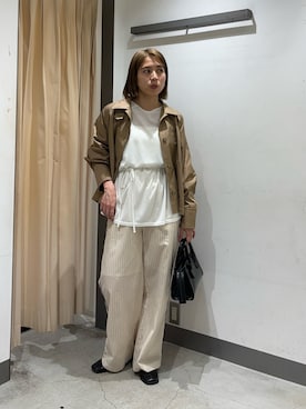 「KBF（ケイビーエフ）のストライプイージーパンツ（その他パンツ、ホワイト系）」を使った、chihiroさん（レディース・158cm）の冬コーディネート