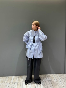 「KBF（ケイビーエフ）のアイテム（スラックス）」を使った、chihiroさん（レディース・158cm）の冬コーディネート