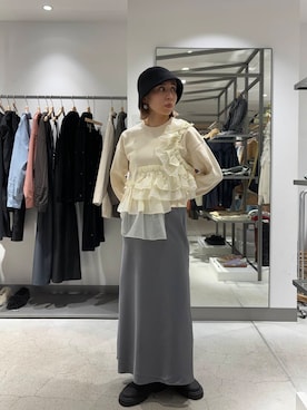 「KBF（ケイビーエフ）のフリルドッキングスウェット（スウェット）」を使った、chihiroさん（レディース・158cm）の秋コーディネート