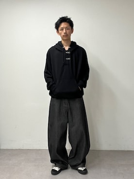 「CIAOPANIC（チャオパニック）の【cian denim/シアンデニム】バギーワイドデニム（デニムパンツ、グレー系）」を使った、Shota Matsuokaさん（メンズ・180cm）の夏コーディネート