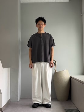 「CIAOPANIC（チャオパニック）の（ボーダー/無地）ヘンリーネックアソートTシャツ（T Shirts、グレー系）」を使った、Shota Matsuokaさん（メンズ・180cm）の春コーディネート