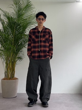 「CIAOPANIC（チャオパニック）のオンブレチェック2WAYシャツ（シャツ/ブラウス、レッド系）」を使った、Shota Matsuokaさん（メンズ・180cm）の夏コーディネート