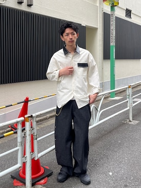 「CIAOPANIC（チャオパニック）のレザー切り替えストライプシャツ（シャツ/ブラウス、ホワイト系）」を使った、Shota Matsuokaさん（メンズ・180cm）の春コーディネート