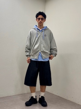 「CIAOPANIC（チャオパニック）のワッフル袖切替ルーズシャツパーカー（シャツ/ブラウス、ブルー系）」を使った、Shota Matsuokaさん（メンズ・180cm）の春コーディネート