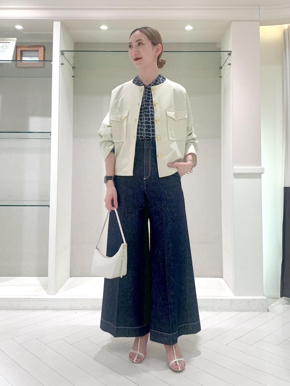 新品】ROPE'ゴールドボタンノーカラーブルゾン38 ROPE'（ロペ）の