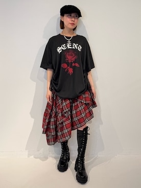 「jouetie（ジュエティ）のローズロゴルーズTシャツ（Tシャツ/カットソー、ブラック系）」を使った、RINOさん（レディース・156cm）の春コーディネート