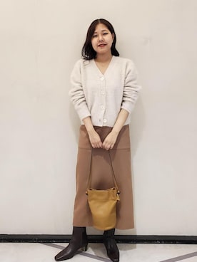 「アイテム（スカート、ベージュ系）」を使った、kayoさん（レディース・153cm）の冬コーディネート