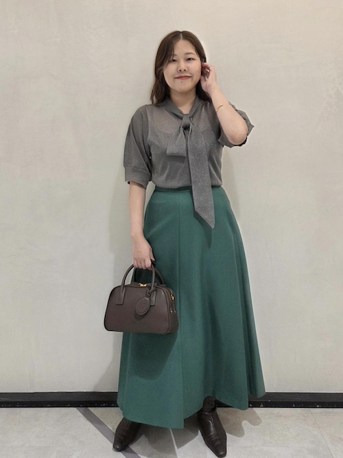 【J'aDoRe・一部店舗限定サイズ】スリットセミフレアスカート(無地)