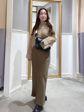 「LEPSIM（レプシィム）のストレッチサテンスカート　497324（スカート）」を使った、あいさん（レディース・156cm）の夏コーディネート