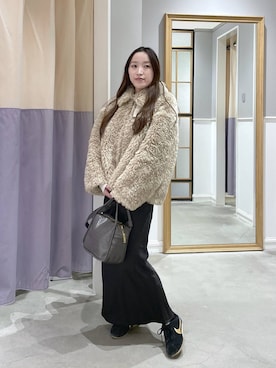 「LEPSIM（レプシィム）のストレッチサテンスカート　497324（スカート）」を使った、あいさん（レディース・156cm）の秋コーディネート