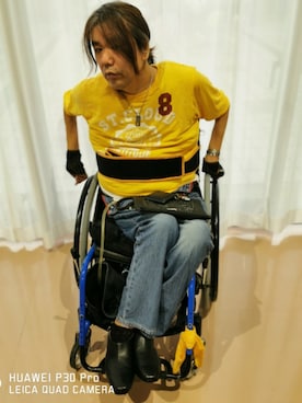 「アイテム（バンダナ/スカーフ）」を使った、hiros176さん（メンズ・176cm）の秋コーディネート