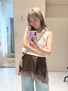 「LOWRYS FARM（ローリーズファーム）の２ＷＡＹバルンノースリーブ 1049041（シャツ/ブラウス、ホワイト系）」を使った、ざっきーさん（レディース・158cm）の夏コーディネート