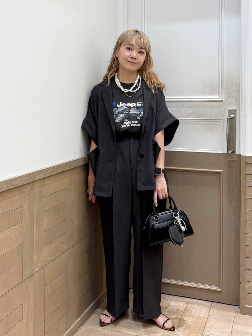 「ローリーズスタイル_LOWRYS FARM、LOWRYS FARM、セットアップ、夏コーデ、きれいめ」｜「LOWRYS FARMのパールタレンネックレス　249411（ネックレス、ベージュ系）」を使った、ざっきーさん（レディース・158cm）の春コーディネートの1枚目の写真