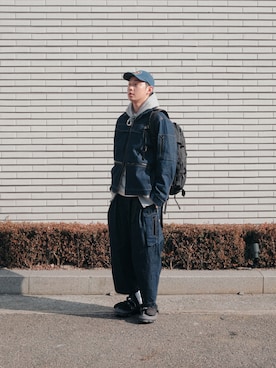 「menswear」｜「アイテム（デニムジャケット）」を使った、GIYONGさん（メンズ・182cm）の冬コーディネート