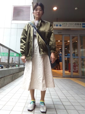 「アイテム（ブルゾン）」を使った、ほりいかなさん（レディース・164cm・30代）の秋コーディネート