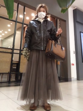 「アイテム（ノーカラージャケット）」を使った、ほりいかなさん（レディース・164cm）の冬コーディネート