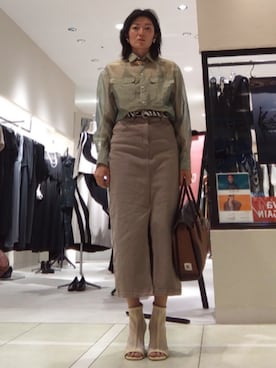 「アイテム（デニムスカート）」を使った、ほりいかなさん（レディース・164cm・30代）の夏コーディネート