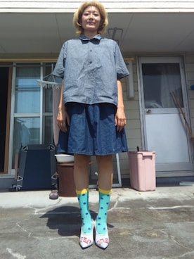 「アイテム（デニムスカート）」を使った、ほりいかなさん（レディース・164cm）の夏コーディネート