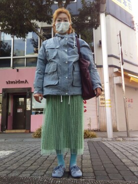 「アイテム（ソックス/靴下）」を使った、ほりいかなさん（レディース・164cm）の冬コーディネート