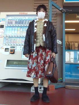 「アイテム（ライダースジャケット）」を使った、ほりいかなさん（レディース・164cm）の秋コーディネート