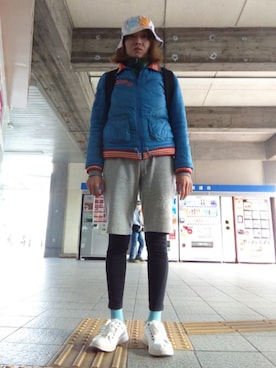 「アイテム（レギンス/スパッツ）」を使った、ほりいかなさん（レディース・164cm）の冬コーディネート