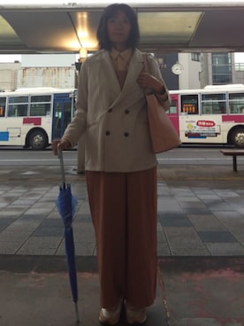 「アイテム（オールインワン・サロペット）」を使った、ほりいかなさん（レディース・164cm・30代）の秋コーディネート