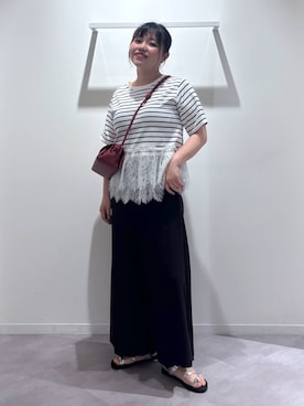 「GLOBAL WORK（グローバルワーク）のスペ軽お財布ショルダー2/580785（ショルダーバッグ、レッド系）」を使った、めいめいさん（レディース・160cm）の夏コーディネート