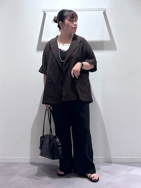 「アイテム（ヘアゴム）」を使った、めいめいさん（レディース・160cm）の夏コーディネート