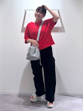 「アイテム（カーゴパンツ）」を使った、めいめいさん（レディース・160cm・20代）の夏コーディネート