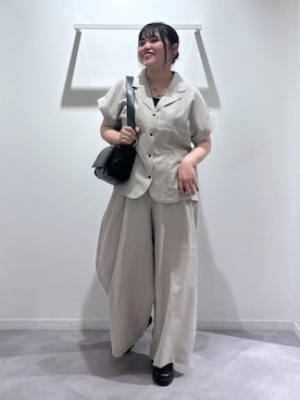 「GLOBAL WORK（グローバルワーク）のAiry Breezeワイドパンツ/636590（その他パンツ、ベージュ系）」を使った、めいめいさん（レディース・160cm）の夏コーディネート