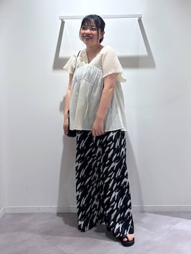 「GLOBAL WORK（グローバルワーク）の楊柳イージーワイドパンツ/636562（その他パンツ、ブルー系）」を使った、めいめいさん（レディース・160cm）の夏コーディネート