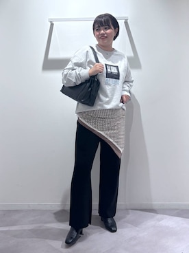 「アイテム（バンダナ/スカーフ）」を使った、めいめいさん（レディース・160cm・20代）の秋コーディネート