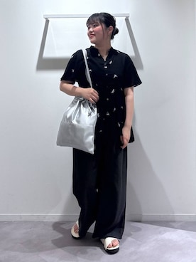 「GLOBAL WORK（グローバルワーク）のエアかるイージーワイドパンツ/636578（その他パンツ、グレー系）」を使った、めいめいさん（レディース・160cm）の夏コーディネート