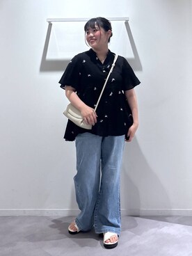 「GLOBAL WORK（グローバルワーク）のスペ軽お財布ショルダー2/580785（ショルダーバッグ、ベージュ系）」を使った、めいめいさん（レディース・160cm）の夏コーディネート