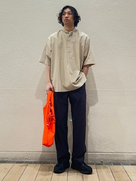 「SHIPS any（シップス エニィ）のアイテム（スラックス）」を使った、奥原さん（メンズ・177cm）の夏コーディネート