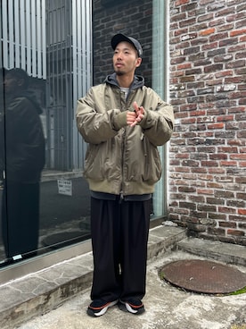 「アイテム（ダウンジャケット/コート）」を使った、takushutoさん（メンズ・173cm・30代）の秋コーディネート