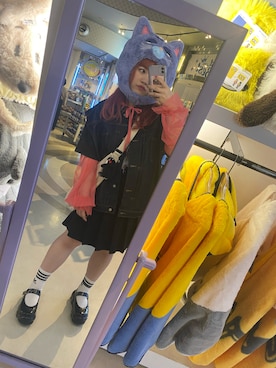 「ユニバコーデ」｜「アイテム（ブルー系）」を使った、Yuyu さん（レディース・160cm）の秋コーディネート
