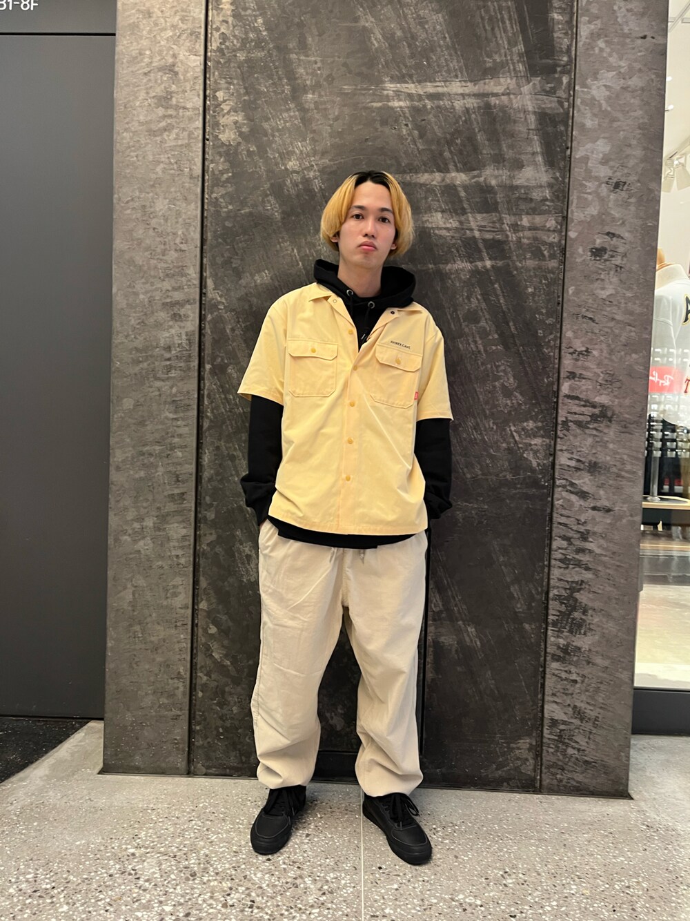 「シャツ、パーカー、AVIREX、フォローお願いします、フォローミー、AVIREXBelle、いいね＆フォロー よろしくお願いします！、いいね、save、フォローお願いします🤑、いいね返し、ファッションの力を信じよう」｜「AVIREXのA.C.ワークシャツ / A.C WORK SHIRT / アヴィレックス / AVIREX（シャツ/ブラウス、イエロー系）」を使った、アオさん（メンズ・176cm）の春コーディネートの1枚目の写真