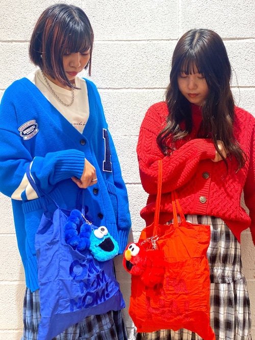 セール】【セサミストリート】モバイルストラップ（スマホグッズ）｜Me